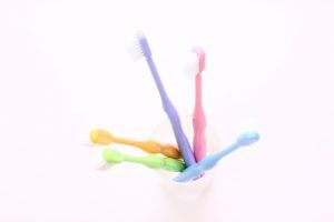 歯磨きをしなくても虫歯ができない人がいるって本当？