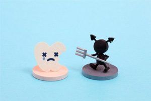 痛みはないけれど、なんだか歯が黒い！？